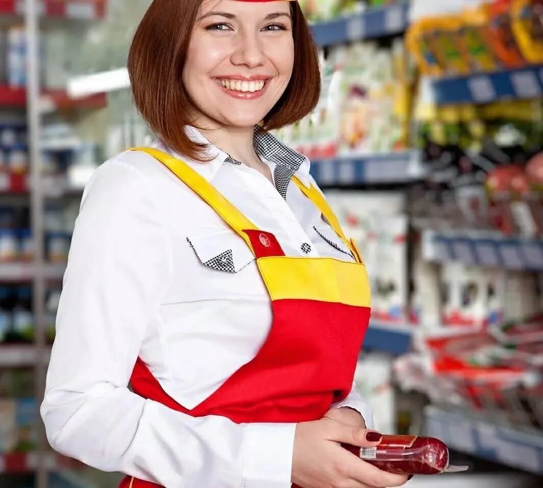 Требуется продавец продуктовый. Продавец. женщина продавец. продавец кассир. продавец продовольственных товаров.