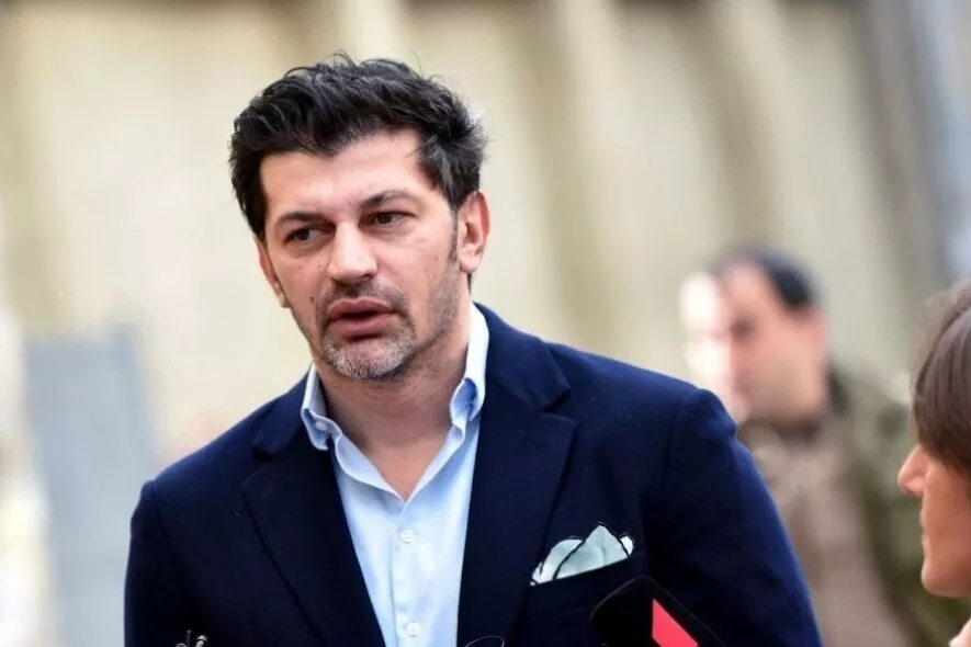 Каха мэр. Мэр тбилиси тбилиси каха каладзе. Каха мэр. Кахи каладзе мэр тбилиси. Мэр тбилиси стиль.