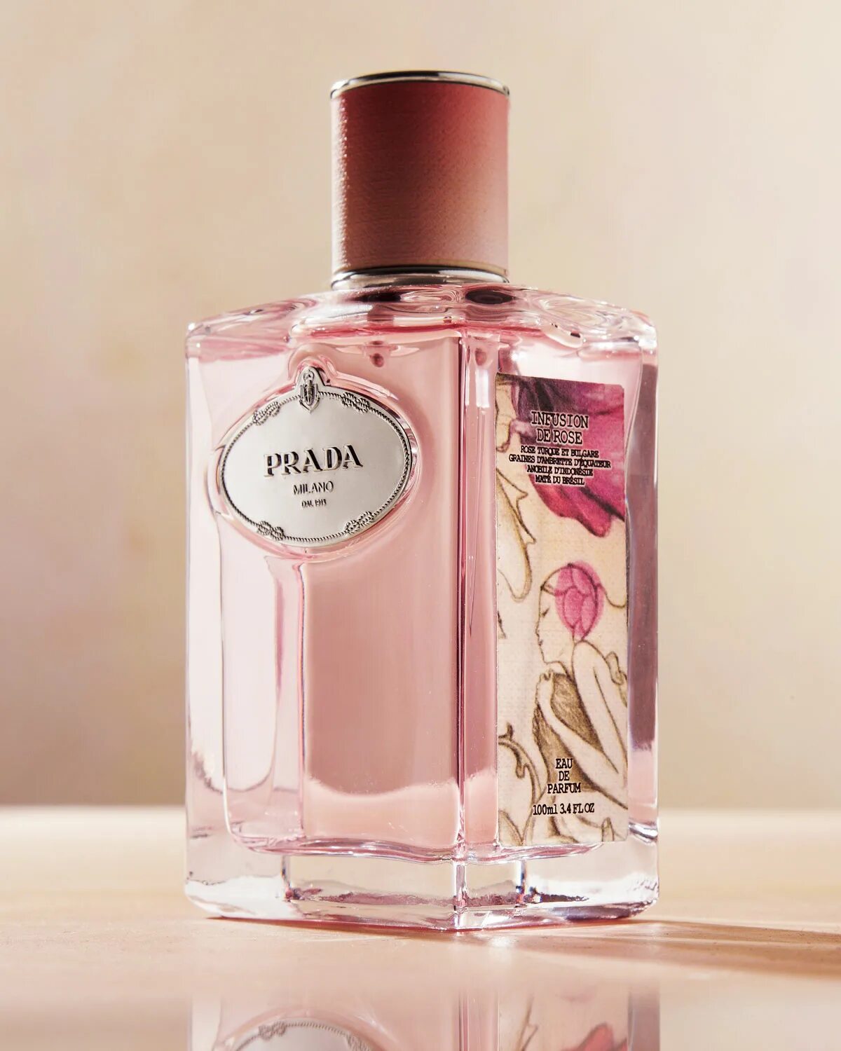 Парфюм розовый флакон. Prada Infusion de Rose 100. Prada Rose Парфюм. Prada Infusion de Rose. Прада fleur de Rose.