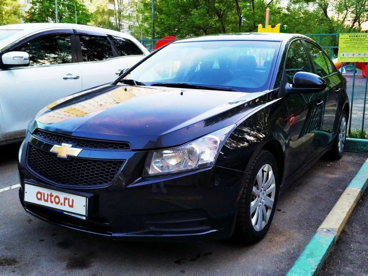 Шевроле круз б у купить. Chevrolet Cruze 2011 черный. Шевроле Круз 2011 1.6. Chevrolet Cruze 2012 1.6. Шевроле Круз 2011 1.8.