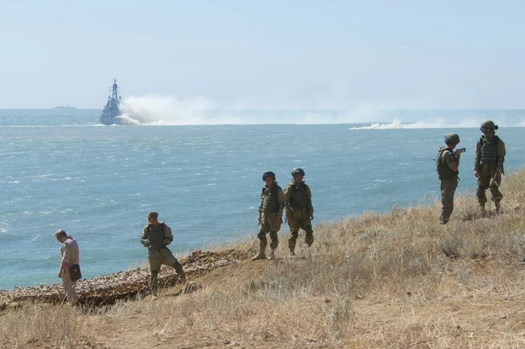 Военная операция в крыму. Полигон Опук в Крыму учения. Военный полигон Опук. Феодосия полигон Опук. Крым Опук военный полигон.