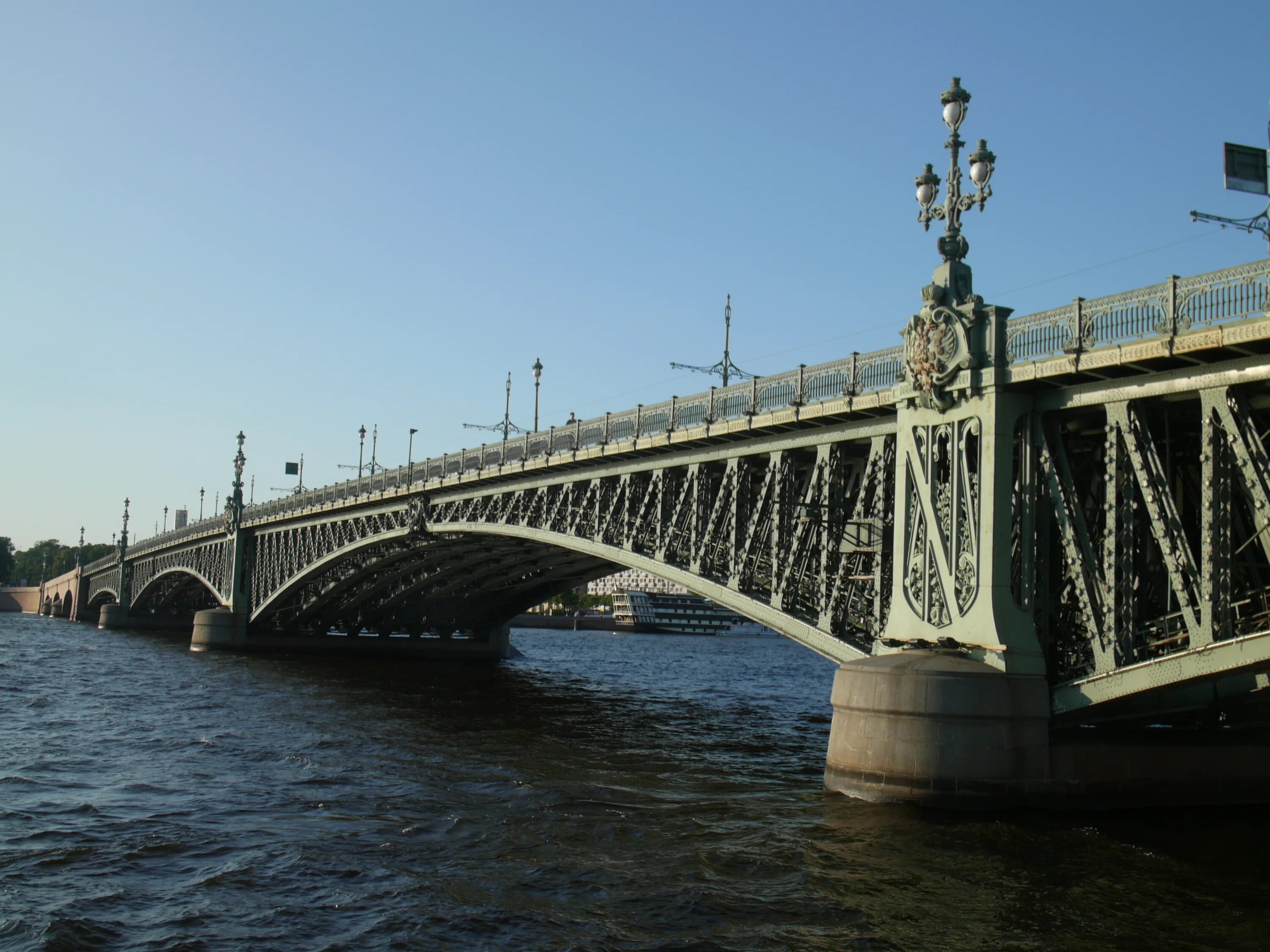 Мосты петроградка. Геслеровский сад санкт-петербург. Петербургская мечеть. Аптекарский мост томск. Силин мост карповка питер.