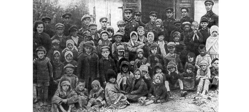 Школа коммуна лепешинского. Детский коммун. Детский коммун. Школы имени лепешинского. Фотографии.