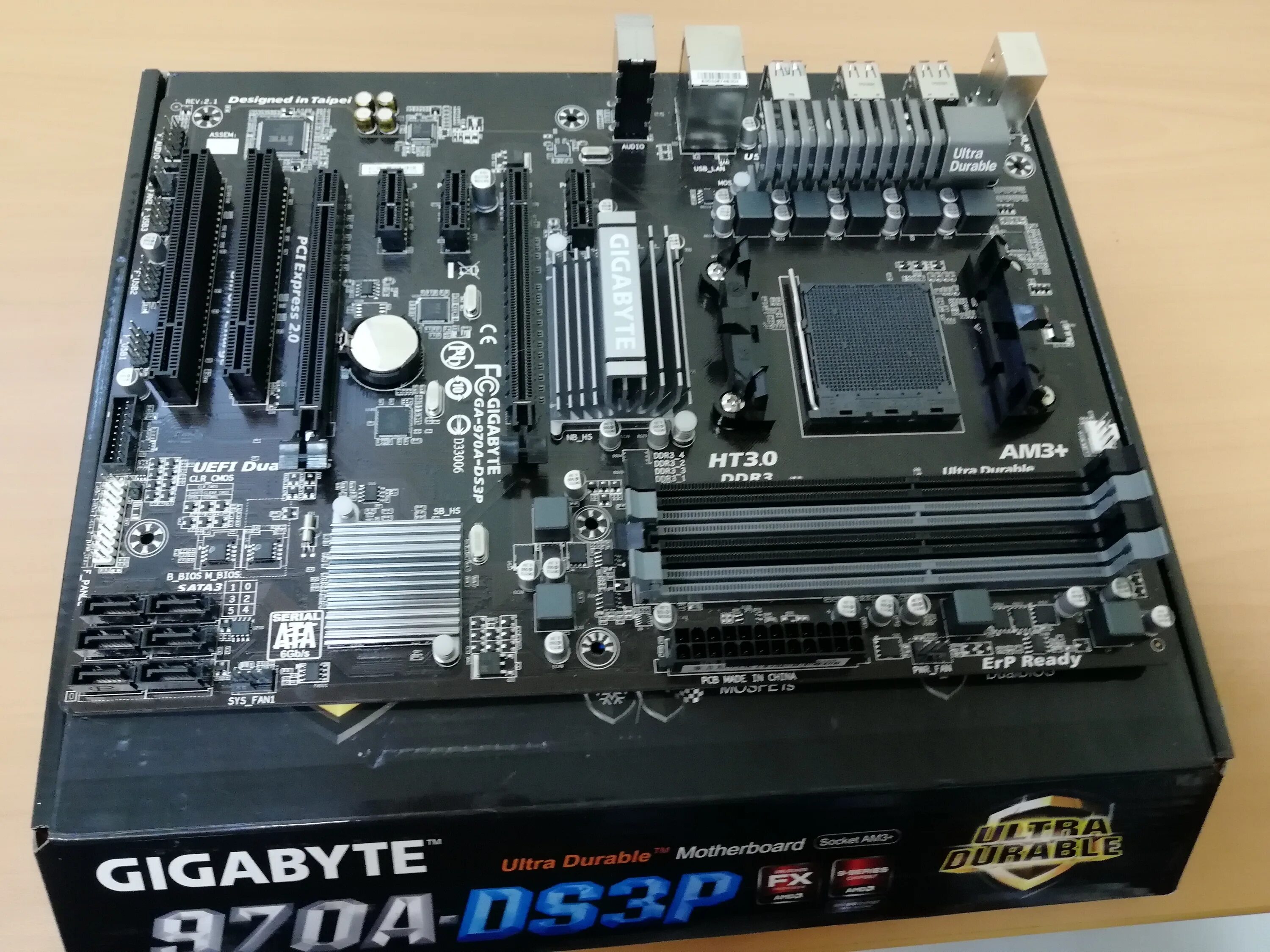 Gigabyte ga-970a-ds3p. Материнская плата Gigabyte ga-970a-ds3p. Gigabyte 970a-ds3p. Ga-970a-ds3. Системная плата gigabyte 970a