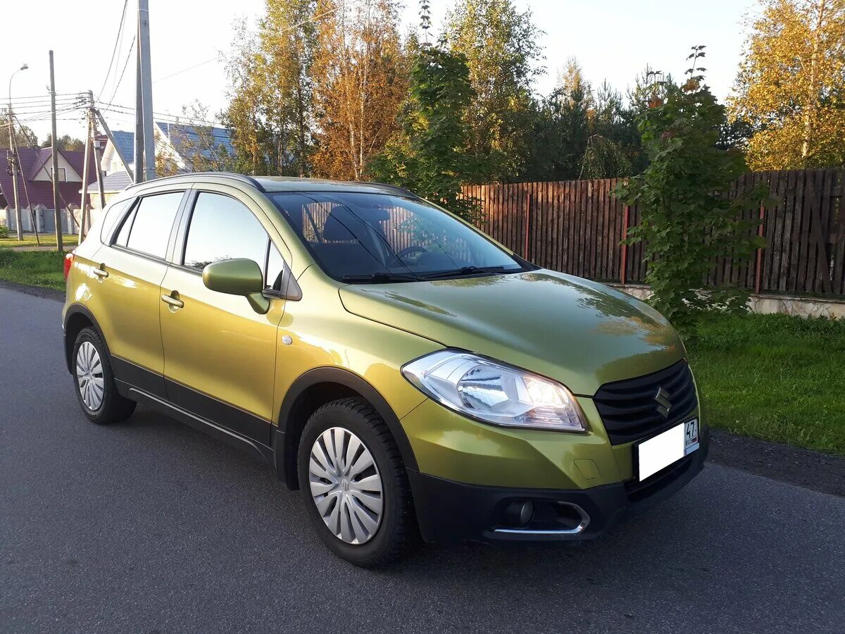 Сузуки сх4 поколения. Suzuki sx4 s-Cross 2013. Suzuki sx4 II (S-Cross), 2014. Suzuki sx4 II (S-Cross). Сузуки сх4 s-Cross 2014.