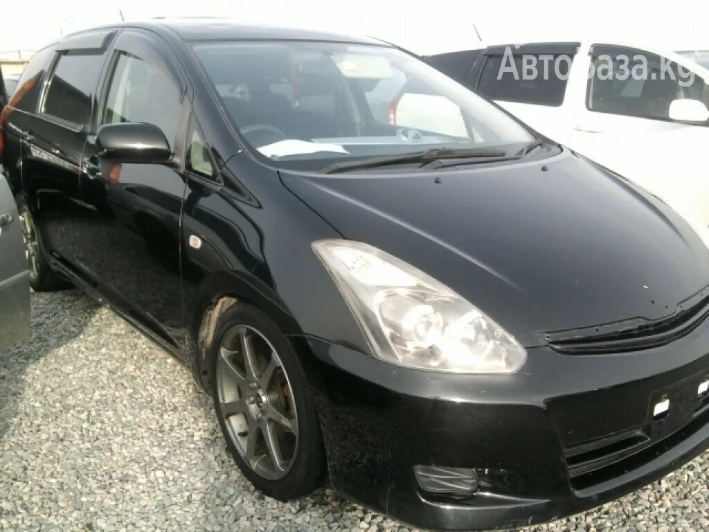 Машина kg бишкек. Toyota Wish 2005. Тойота Виш 2005 черный. Тойота Виш 2005 года. Toyota Wish, 2005 год.