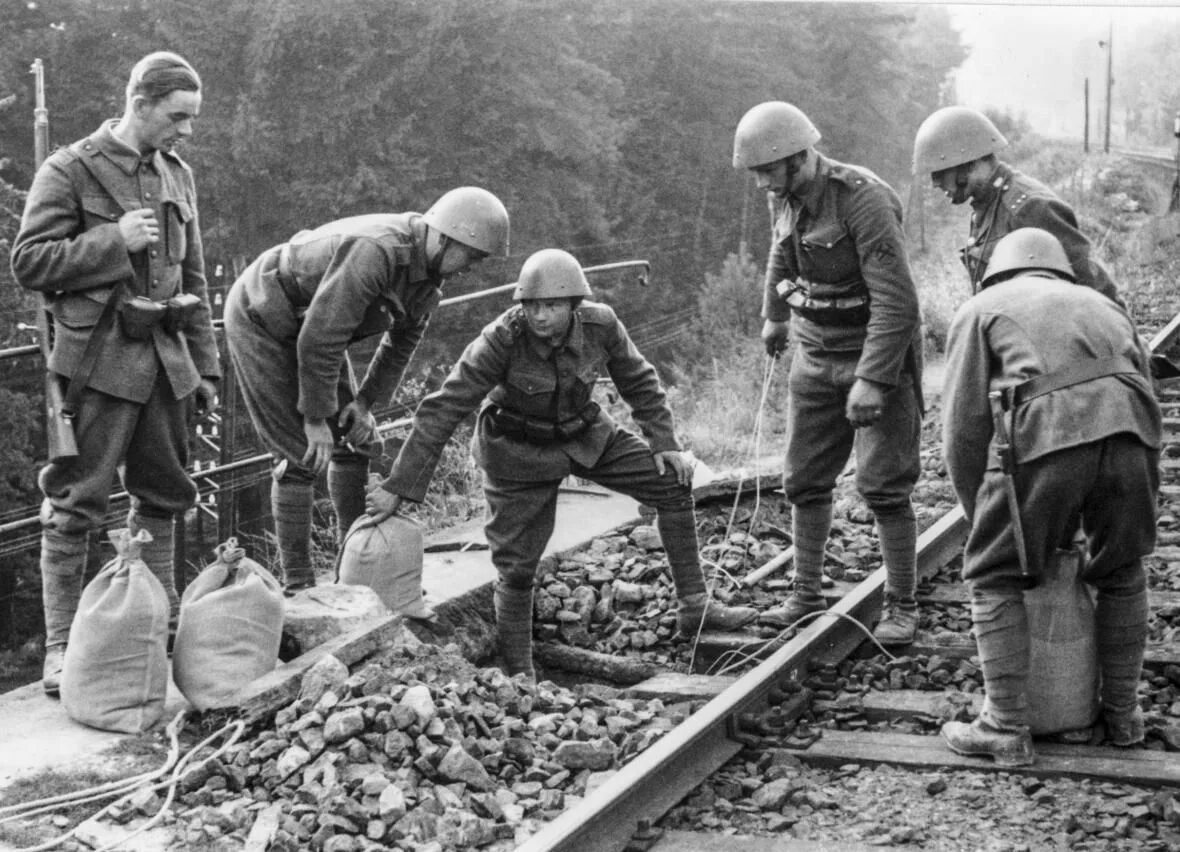 Нападение на чехословакию. Саперы 1939. Саперы вермахта. Немецкие саперы второй мировой войны.