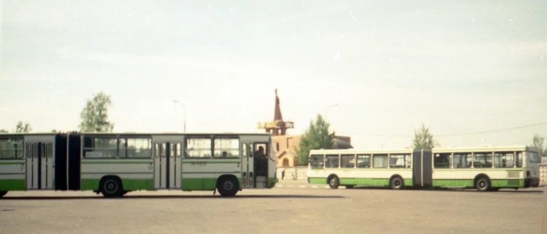 Домодедовское кладбище автобус 510. 00. Автобус. 510 автобус маршрут. Автобус д домодедовское кладбище.
