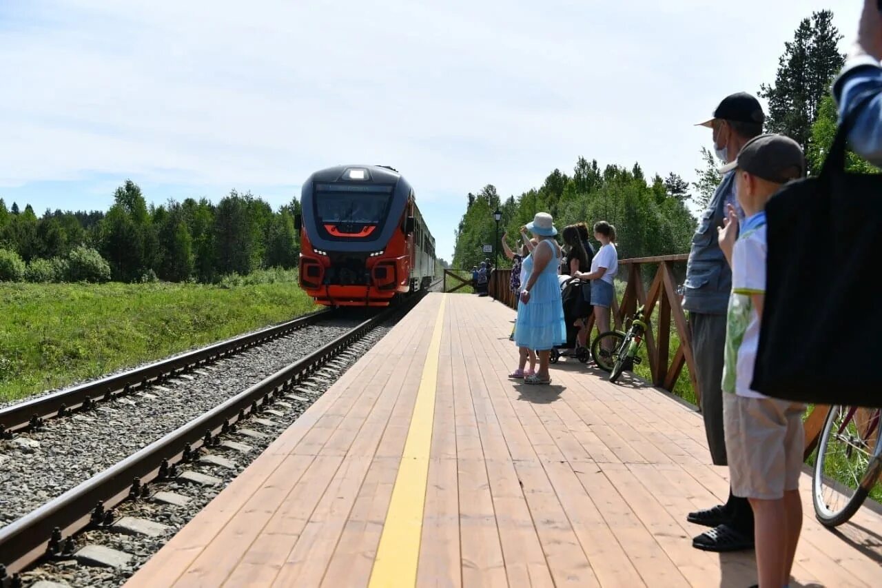 Рельсовый автобус лодейное поле сортавала. Поезд лодейное поле сортавала. Орлан сортавала лодейное. Ржд тольятти самара. Орлан сортавала лодейное.