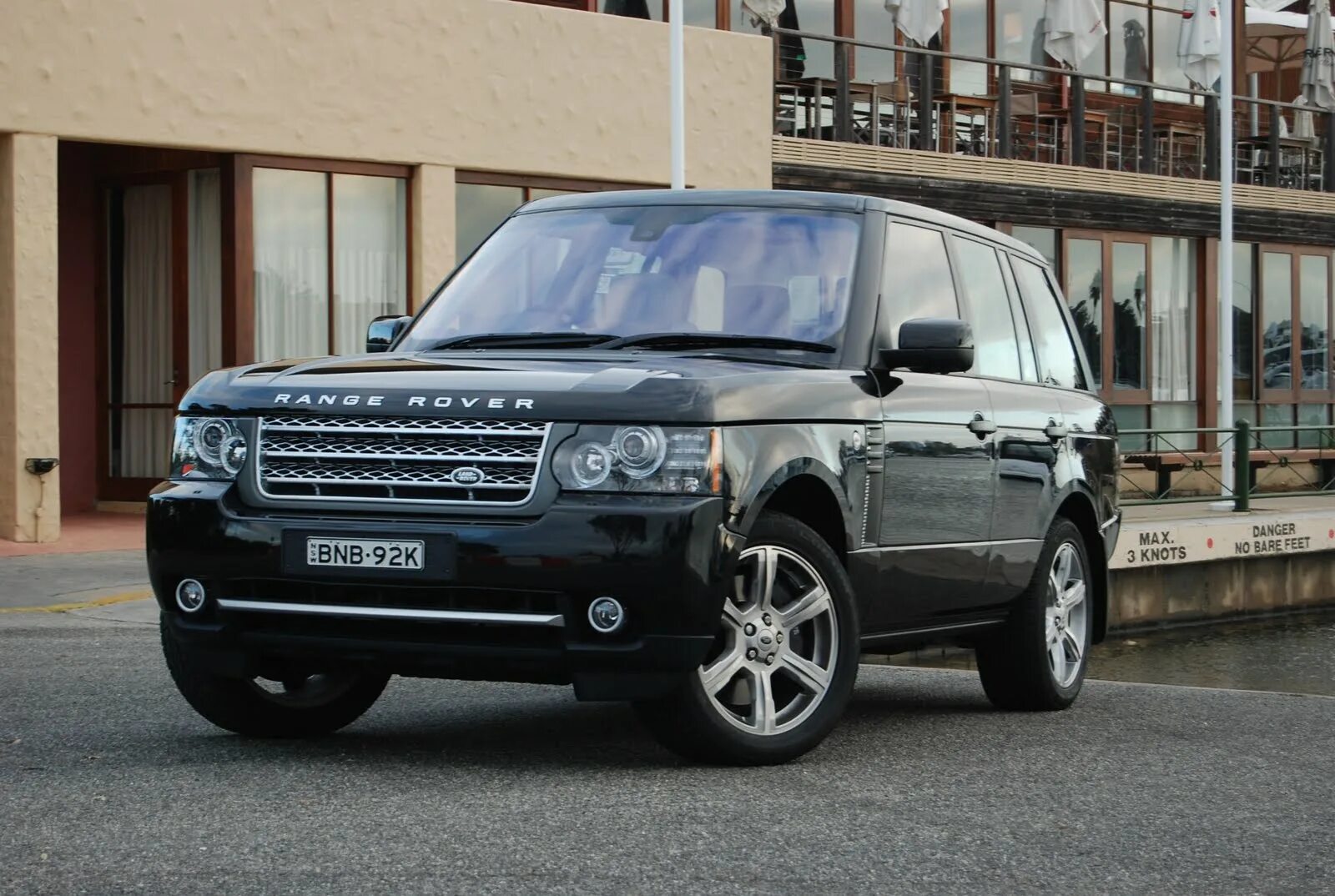 Рендж вог 2010. Range rover vogue 2010. range rover 2010. рендж ровер vogue 2010. range rover vogue 2002.