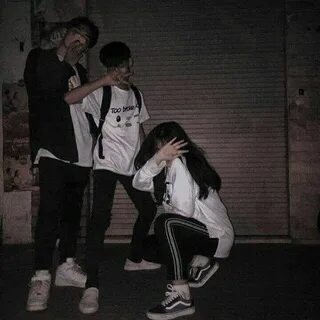 2 девушки без парня