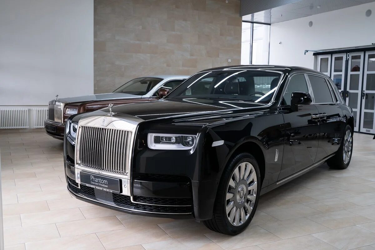 Роллс россия. Rolls-Royce Motors. Роллс Ройс Провенанс. Российский Роллс Ройс. Роллс Ройс Motor.