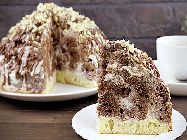 Графские развалины. Развалины со сметаной. Графские развалины торт куединский. Развалины со сметаной. Кусок торта графские развалины.