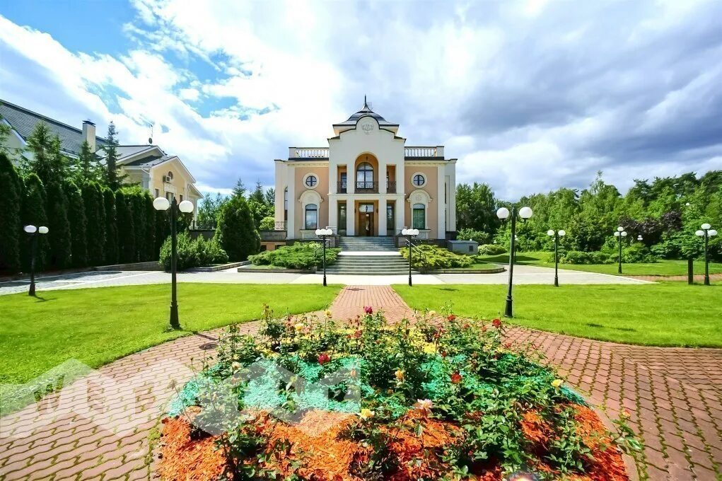 Орджоникидзе жуковка. Резиденция Жуковка. Жуковка (Одинцовский район). Резиденция Жуковка отель. Жуковка гора.