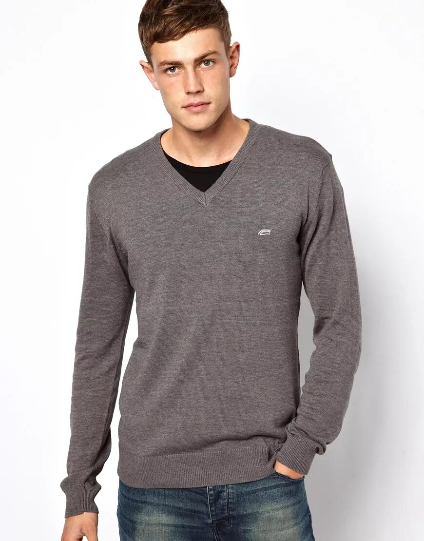 Как правильно надевать свитер. V-neck jumper. grey connection мужской джемпер зеленый. свитер с v образным вырезом мужской. свитер с треугольным вырезом мужской.