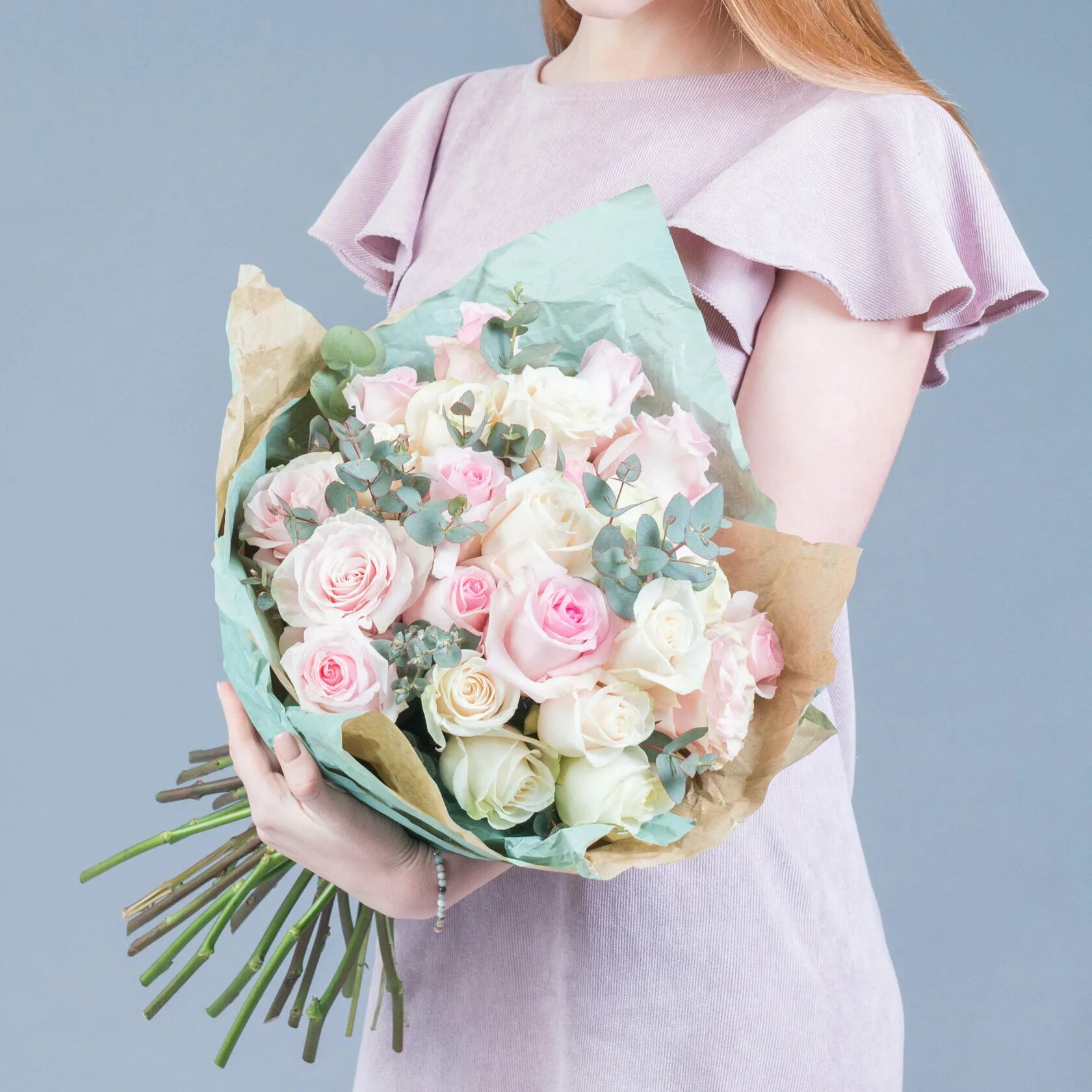 изысканные букеты. нежный букет. букетик для девушки. букет цветов молодой девушке. букет цветов молодой девушке.
