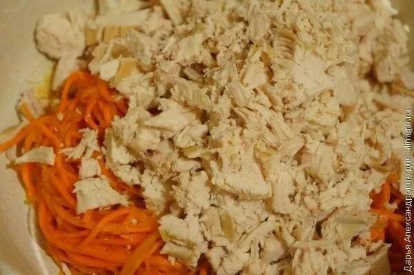 Салат курица отварная морковь