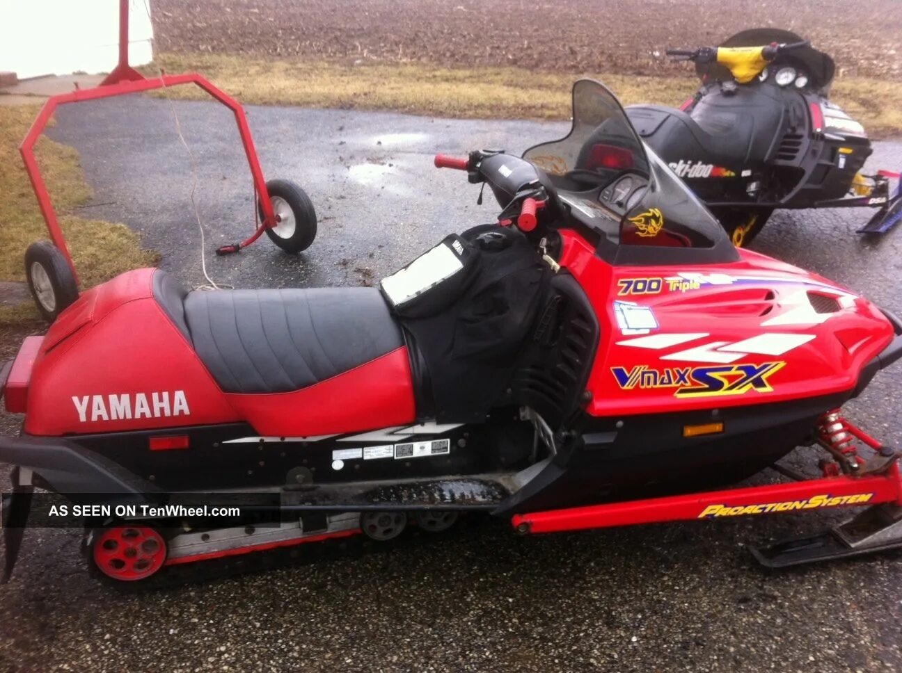 Yamaha v8. Ямаха sxr 700 снегоход. снегоход ямаха v max 600. yamaha 1997. снегоход yamaha exciter 1992 года.