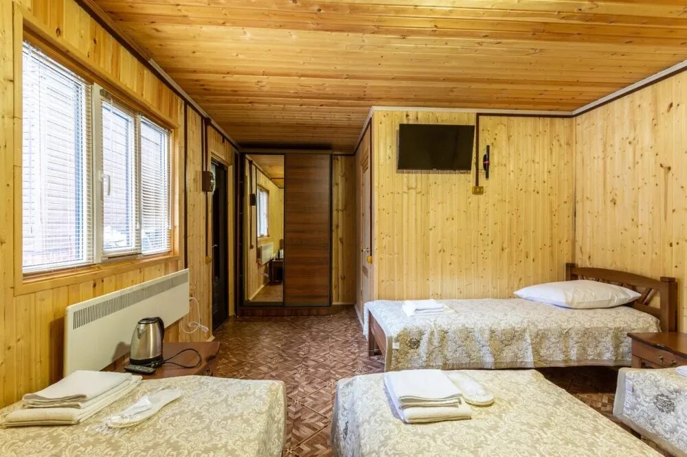 Архыз романтик гостиницы. Архыз гостиничный комплекс романтик-1. Спарта архыз отель. Поселок романтика архыз. Allure lodge архыз.