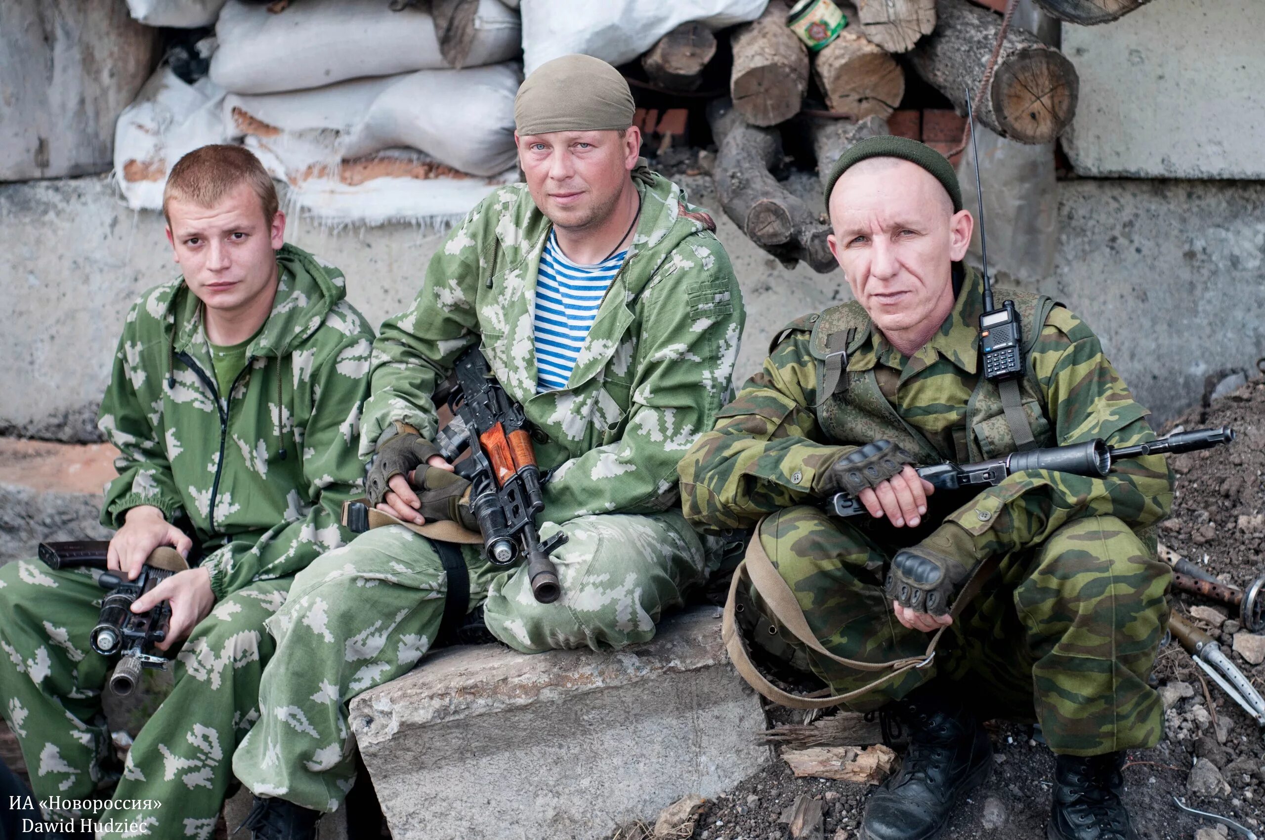 Полигон южный днр. Бойцы донбасса. Украинские войска. Наступление на мариуполь. Мариуполь танковый бой.