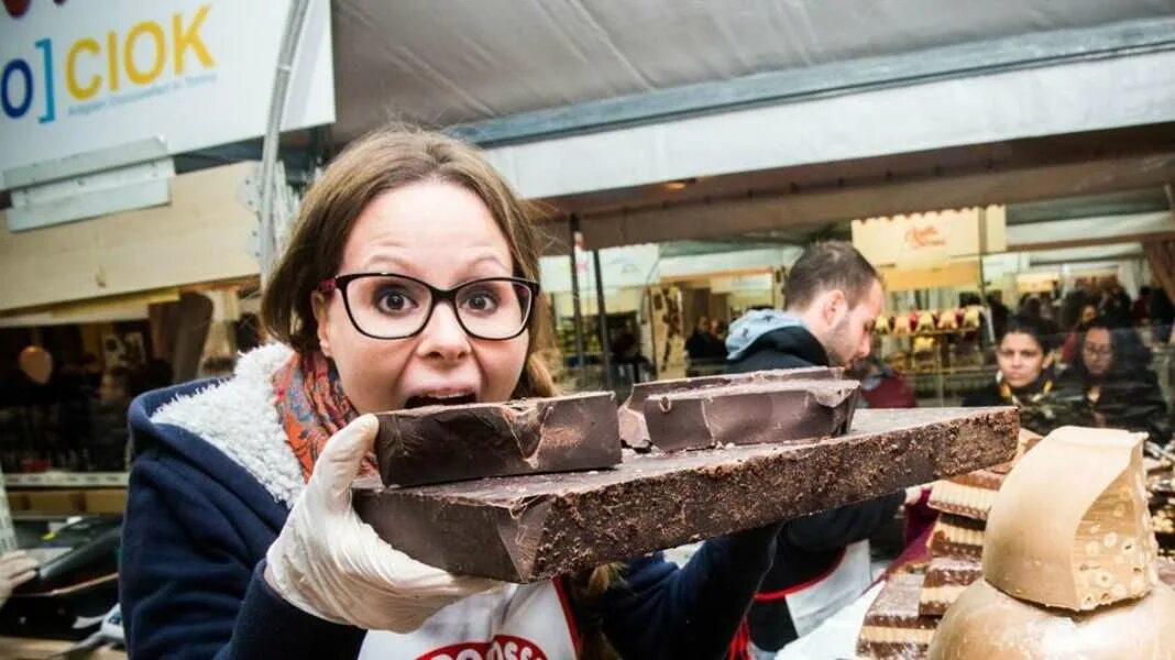 Фестиваль шоколада в спб в октябре. Еврошоколад фестиваль шоколада в перудже. Праздник шоколада в италии. Фестиваль еврошоколад. Фестиваль шоколада в перудже.