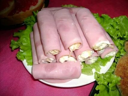 Колбасные рулетики