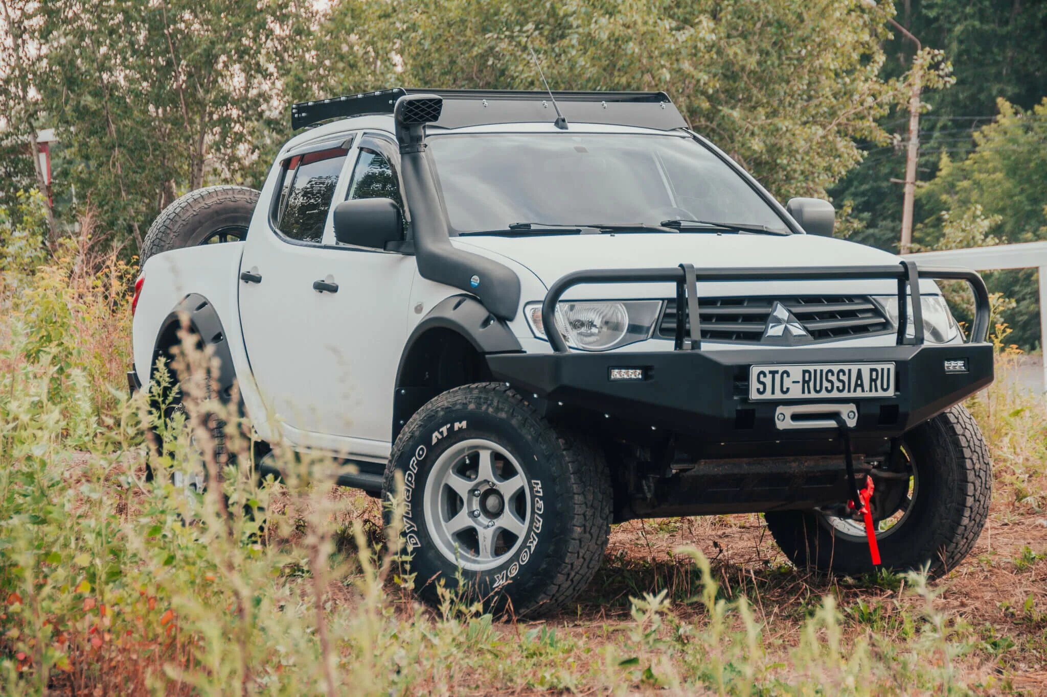 Бампера mitsubishi l200. Силовой бампер STC l200. Передний силовой бампер l200. Бампер силовой Митсубиши l 200. L200 Pajero Sport.