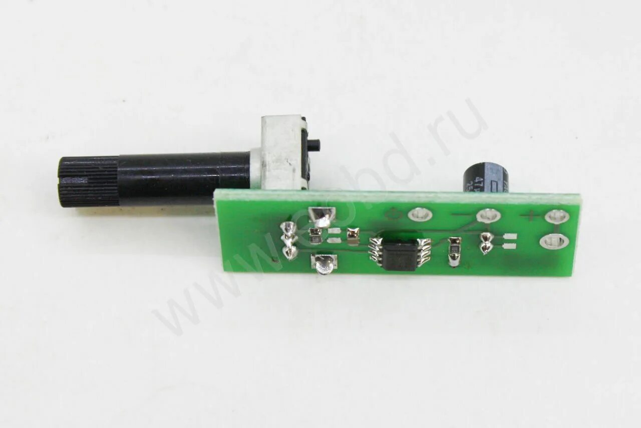 Генератор импульсов высокого напряжения 12в. Имитатор датчика скорости для тахографа камаз 65115-62. Генератор импульсов для тахографа 24 вольт. 555 генератор импульсов с регулировкой частоты и скважности. Генератор импульсов для спидометра.