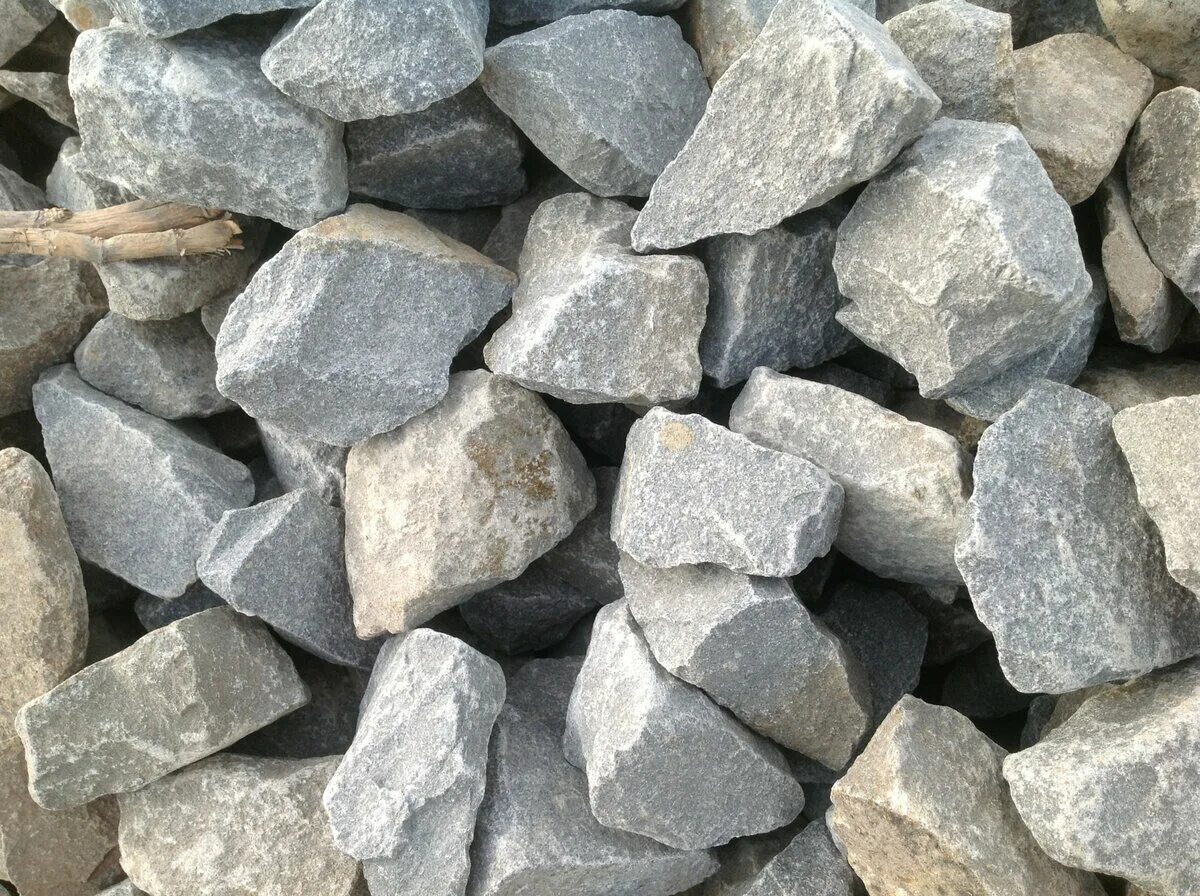 Фракция щебня для фундамента. Щебень используемый для фундамента. Фракции щебня бетон в40. Фундамент на подушке из щебня. Фракция щебня для бетона м300.