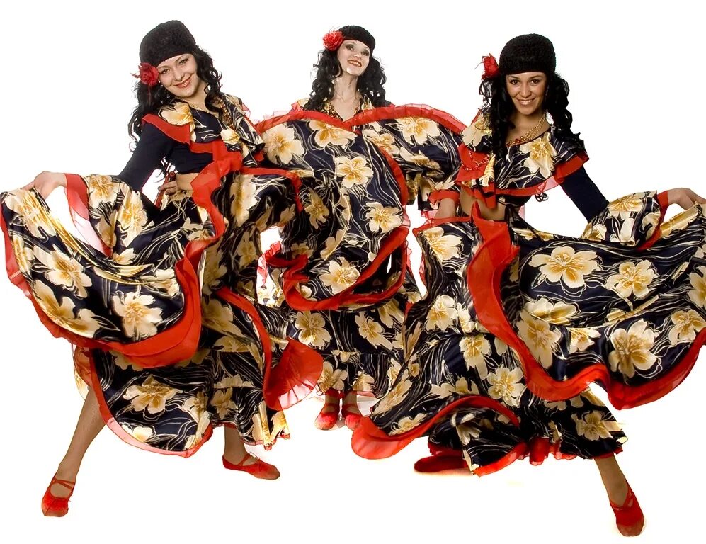 богатая цыганка. веселая цыганка. цыгане раджастхана. рубен певец цыган. кадры из фильма цыган.