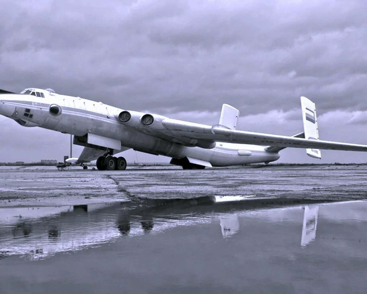 самолёт мясищев 3м м4. мясищев м-4/3м. мясищев м4 бомбардировщик. самолет м3. самолет бизон мясищева.