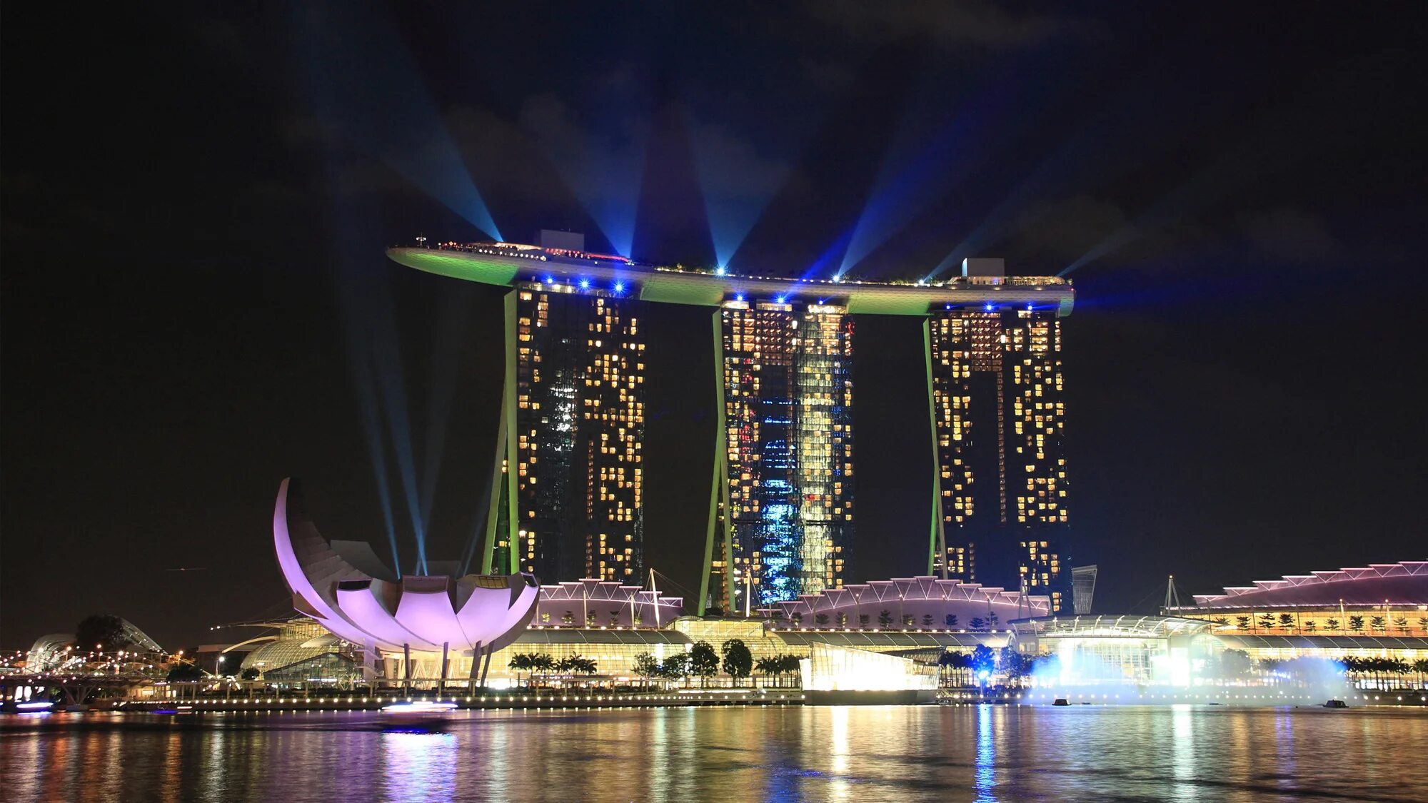 Гостиница марина бэй сэндс сингапур. Four seasons hotel бассейн. Мария бэй сэндс сингапур. Conrad maldives rangali island стиль. Сингапур архитектура марина бэй сэндс.