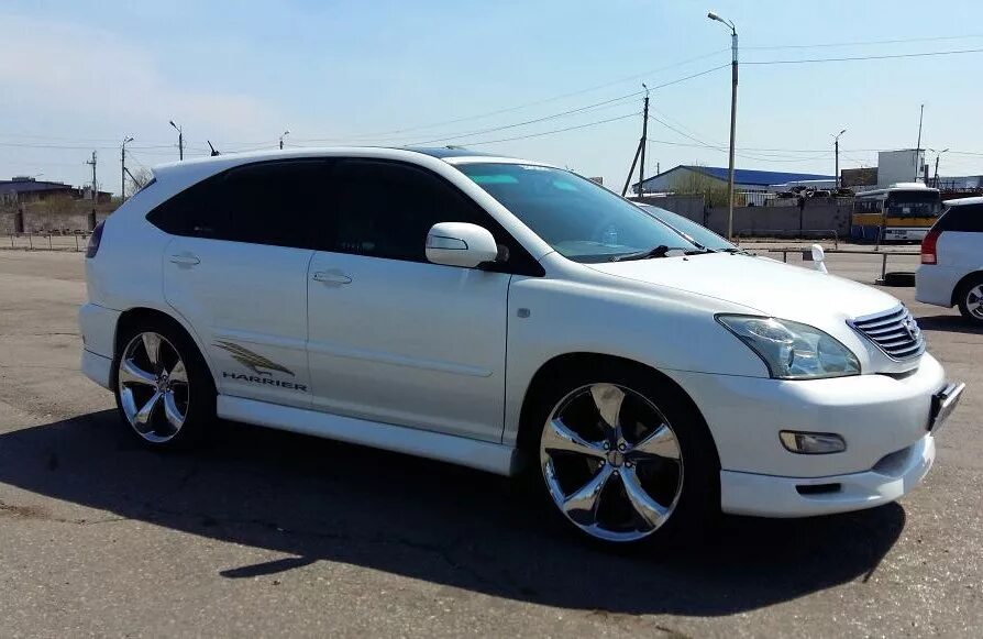 Toyota harrier r20. Диски на тойота харриер. Тойота харриер на r19. Харриер 1999 черный на 20 литье. Харриер 30.