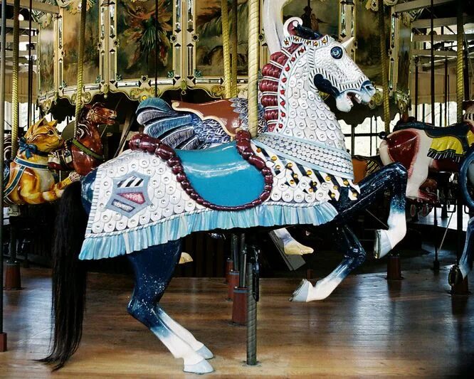 Деревянная Карусель с лошадками. Карусель с лошадками в Москве. Лошадь Prancer. Вышивка Карусель с лошадками.