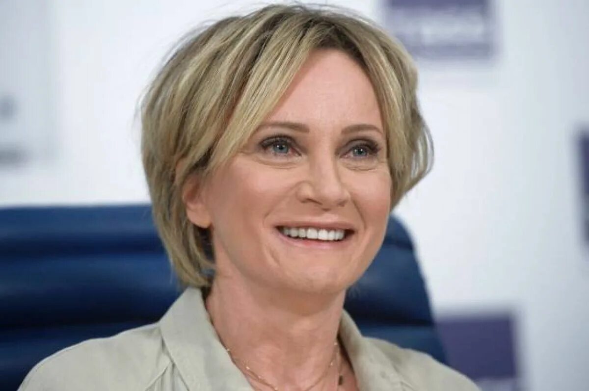 Patricia Kaas - Концертное агентство Booking Stars Ltd. букинг артистов - райдер