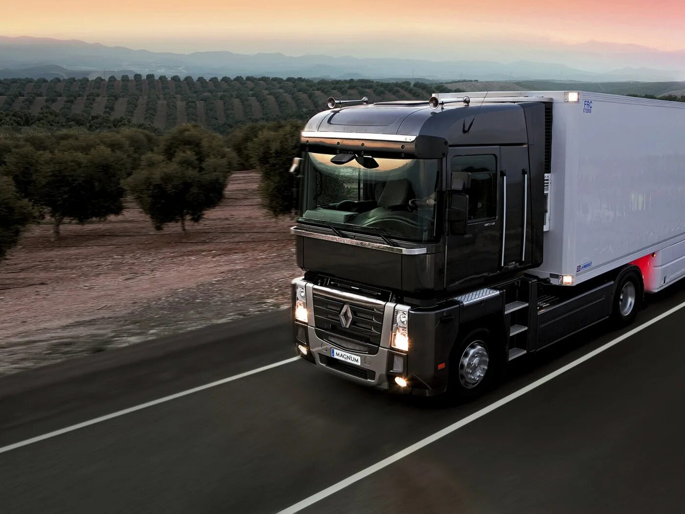 Renault truck magnum. Renault magnum 4. Рено магнум dxi 13. Renault magnum 2013. Renault truck magnum.