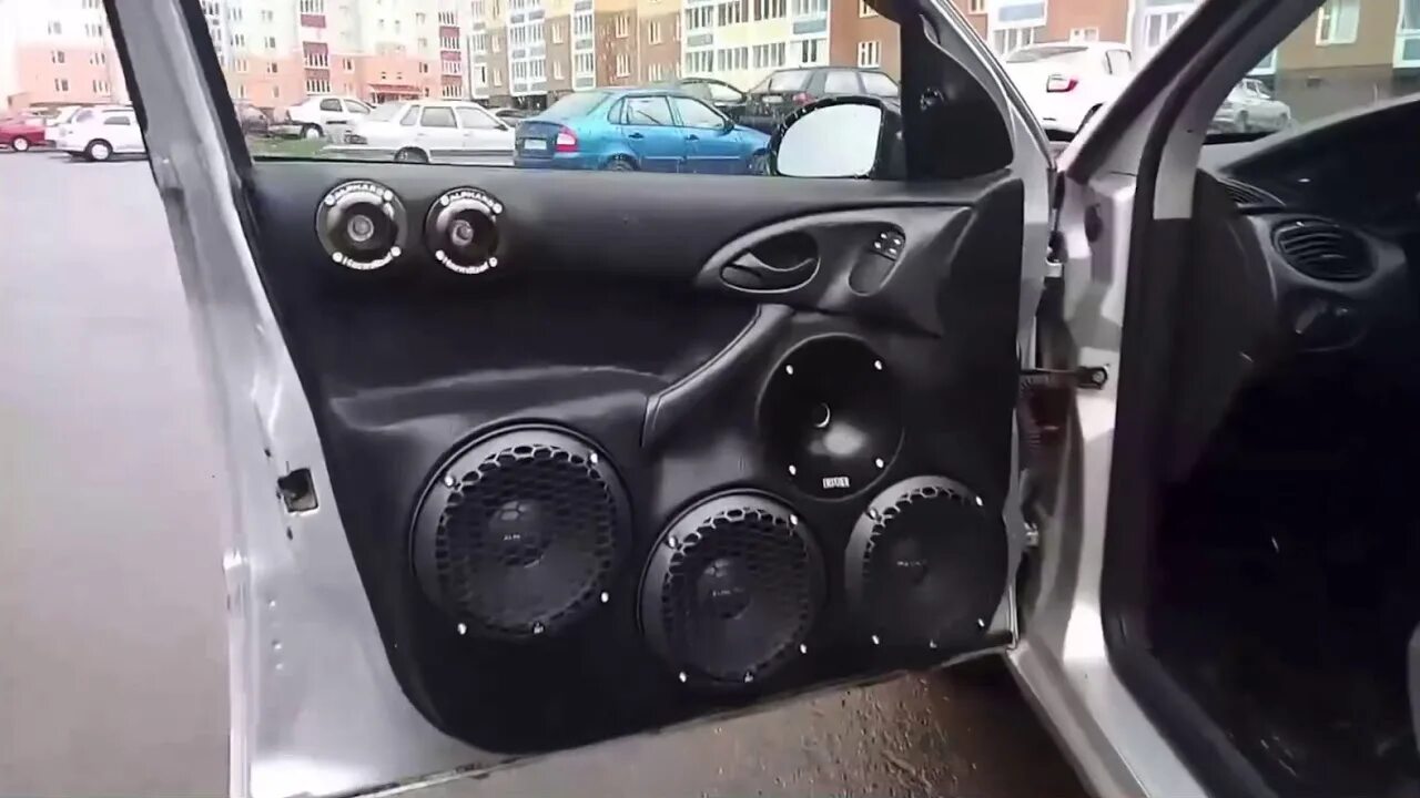 Форд фокус 2 автозвук. Ford focus 2 акустика. Ford focus 2 автозвук. Ford focus 2 автозвук. Форд фокус 1 громкий фронт.