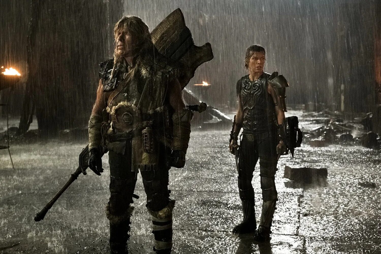 Охотник на монстров фильм кадры. Охотник на монстров. Охотники на монстров 2020. Охотник на монстров вики. Фильм охота на монстров 2020.