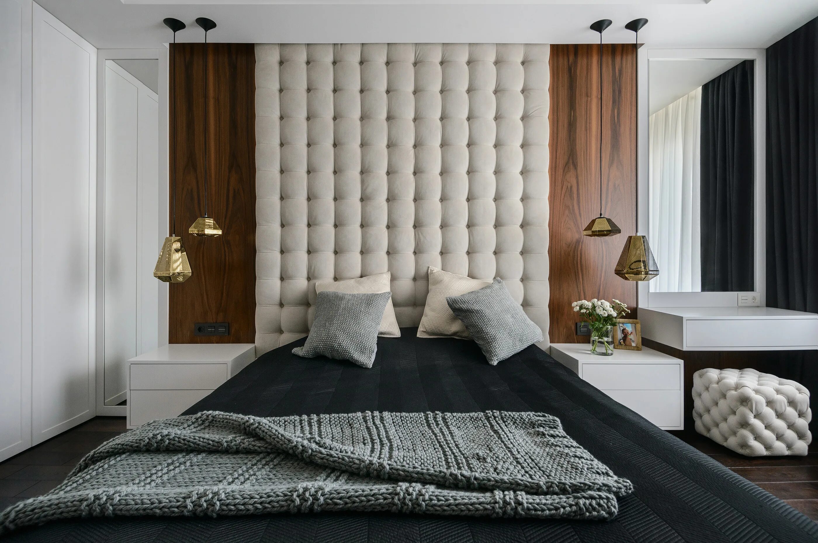 Мягкие панели для изголовья кровати фото Exclusive Italian Bed With Large Luxury Hand Woven Headboard Bed headboard desig