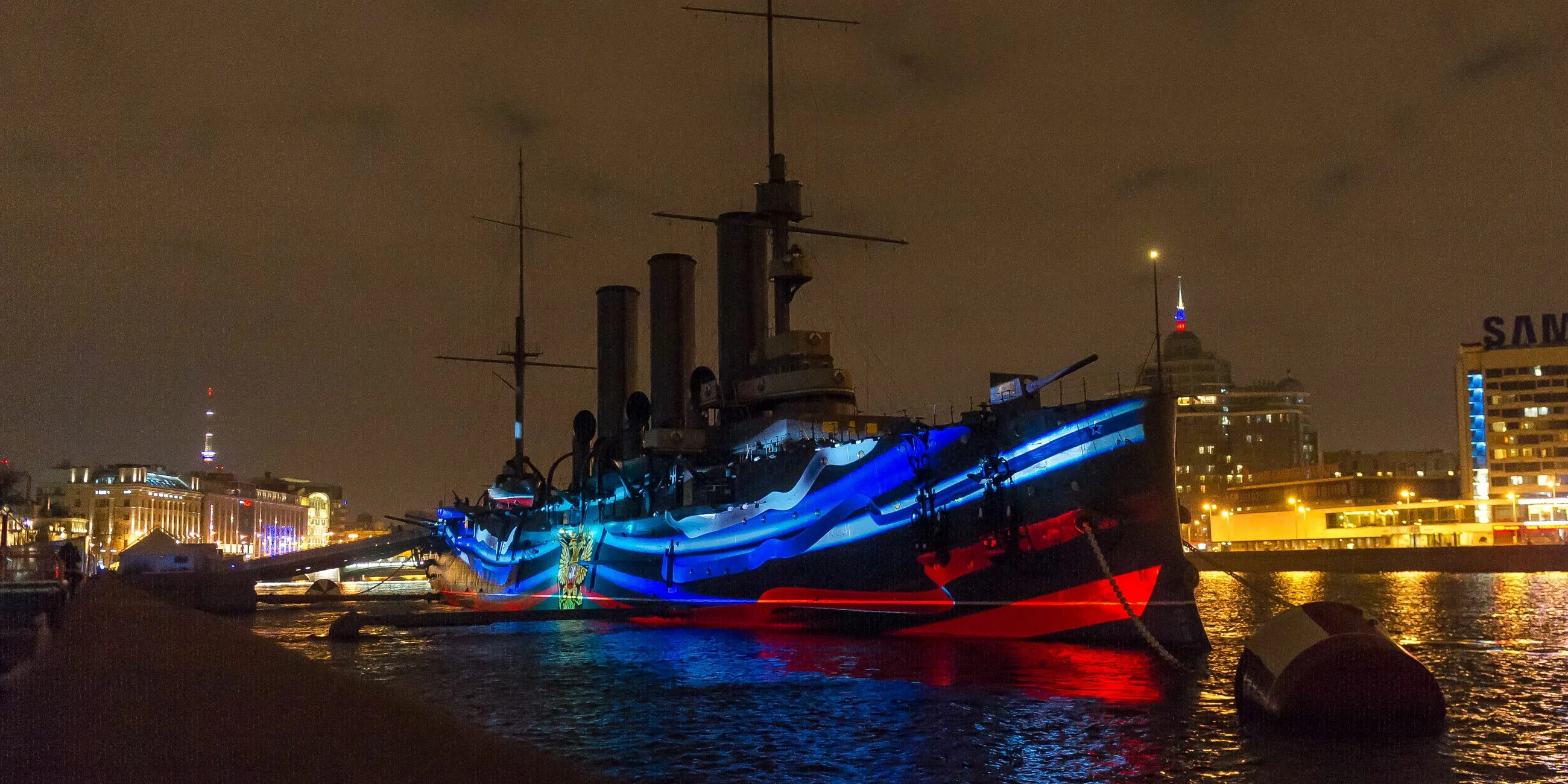 Бриг алые паруса 2020. Какой корабль в питере. Крейсер аврора в санкт-петербурге с высоты. Какой корабль в питере. Крейсер аврора в санкт-петербурге 2022.