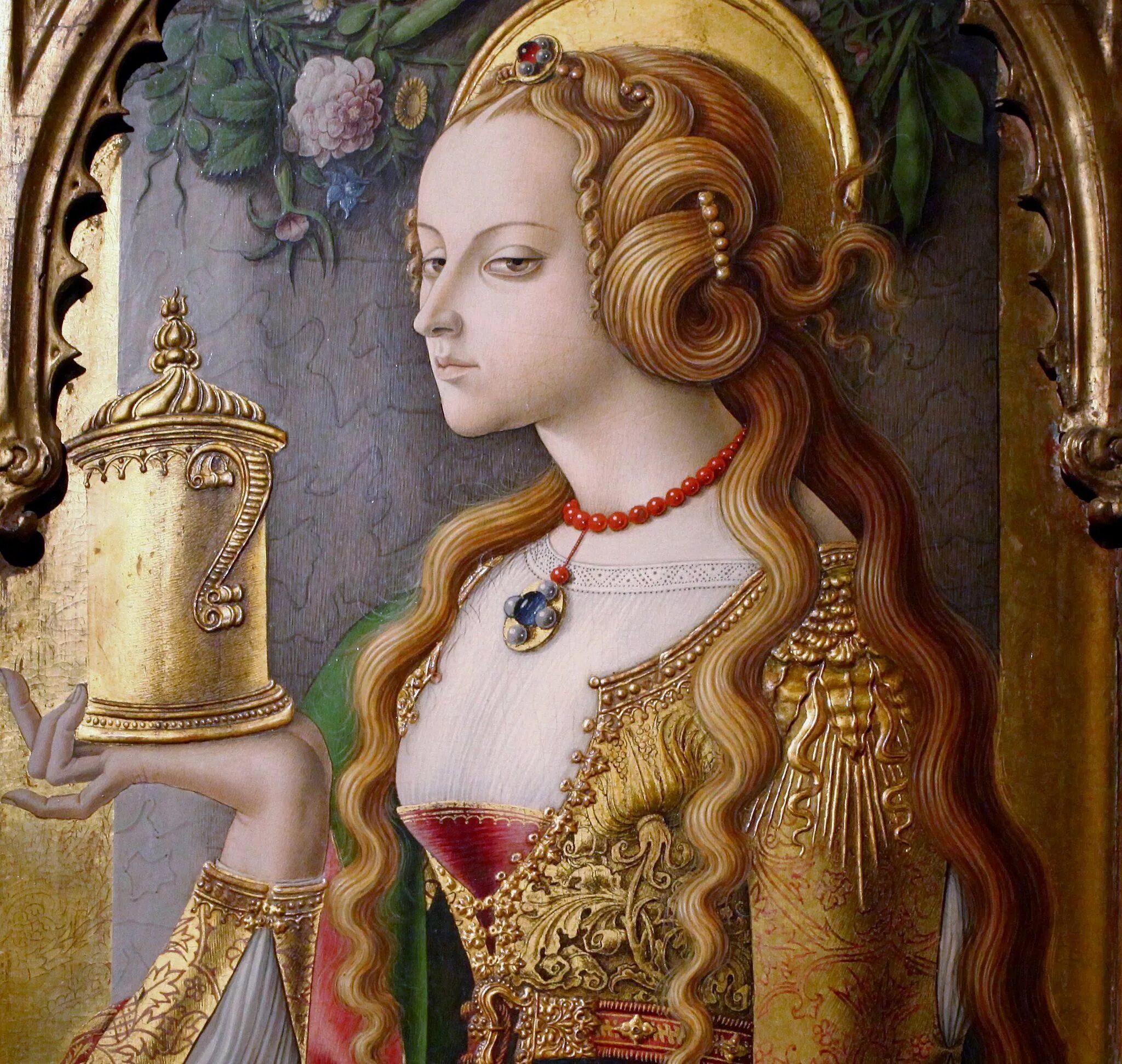 Елия ренес. Ренессанс кредит. Логотип ренессансюжизнь. Ренес. Страховая компания ренессанс в сочи.