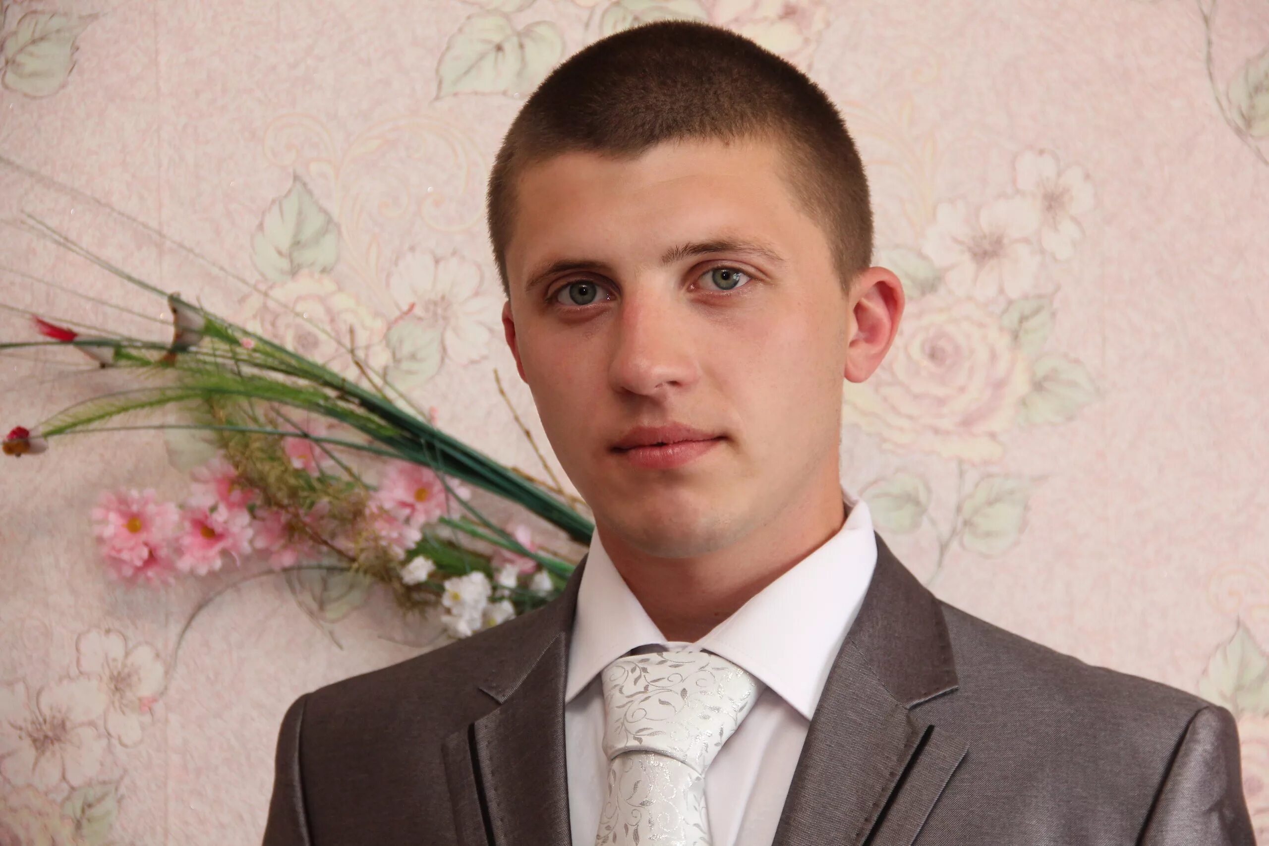 колесников руслан петрович. лица обычных людей. обычный россиянин. лицо обычного парня. алексей некрасов краснодар.