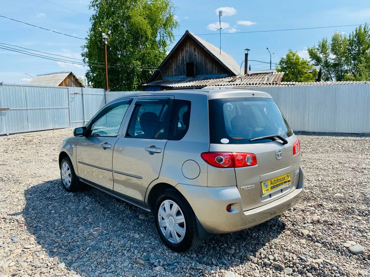 Купить мазду демио в новосибирске. Мазда Демио 2006. Mazda Demio 2006 год. Мазда Демио 2006 1.3. Мазда Демио спорт 2006.