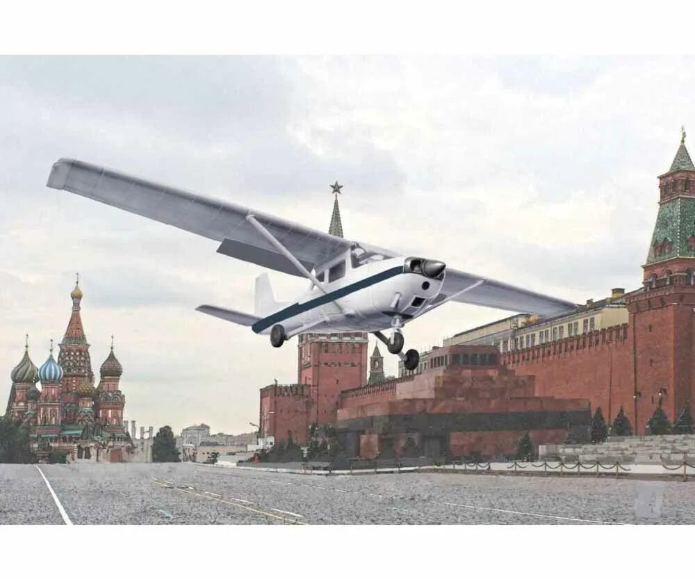 Полет руста в москву. Матиас руст на красной площади 1987. самолет матиаса руста. руст приземлился на красной площади в 1987. матиас руст в москве.
