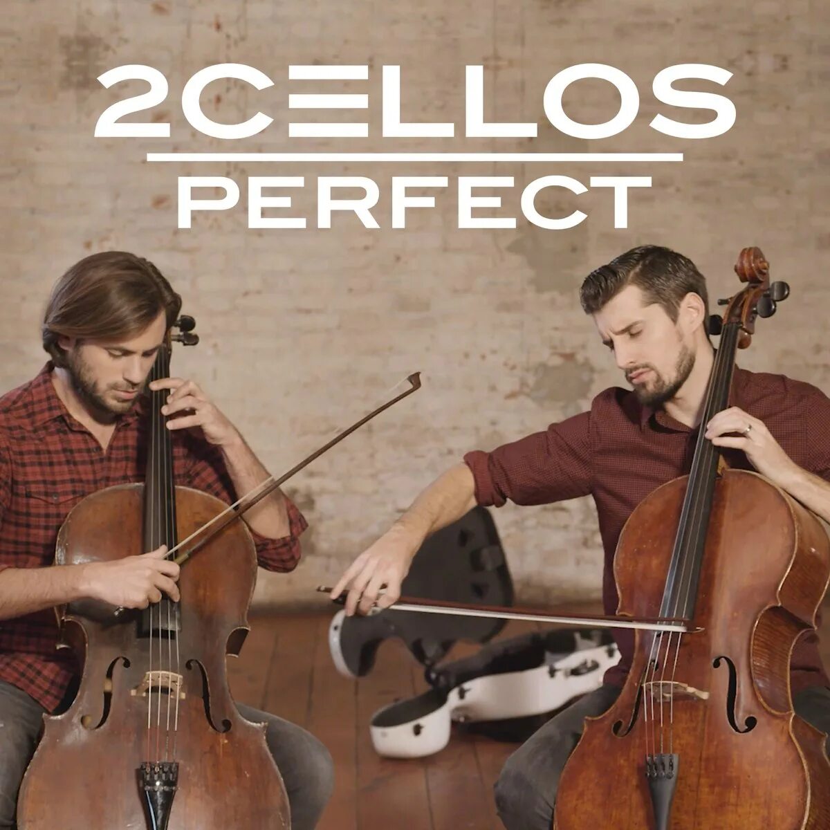 Дуэт виолончелистов. 2cellos. Дуэт виолончелистов 2cellos. 2 Челос. 2cellos обложки альбомов.