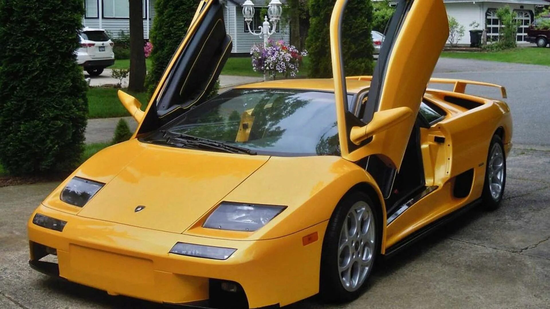 Машина за 1 доллар. Реплика Ламборджини диабло. Lamborghini Diablo 2021. Lamborghini Diablo coatl. Lamborghini Diablo джип.