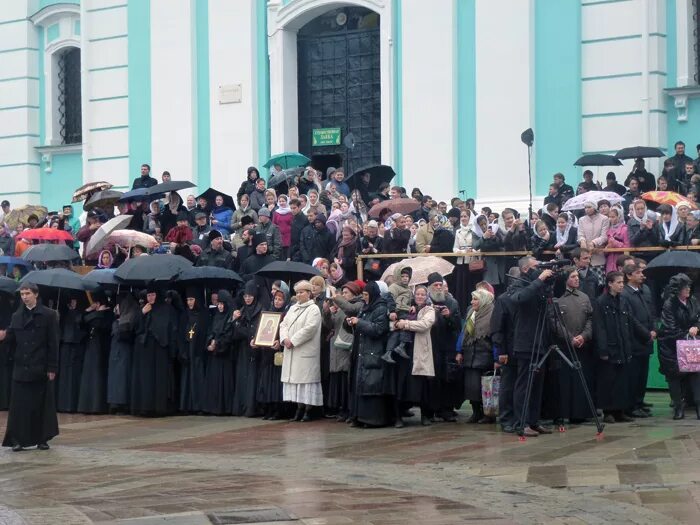 Подслушка посад. Кто посещал троице-сергиевой лавры. новости сегодня всергеево. каталавра. новости сергиев посад вк.