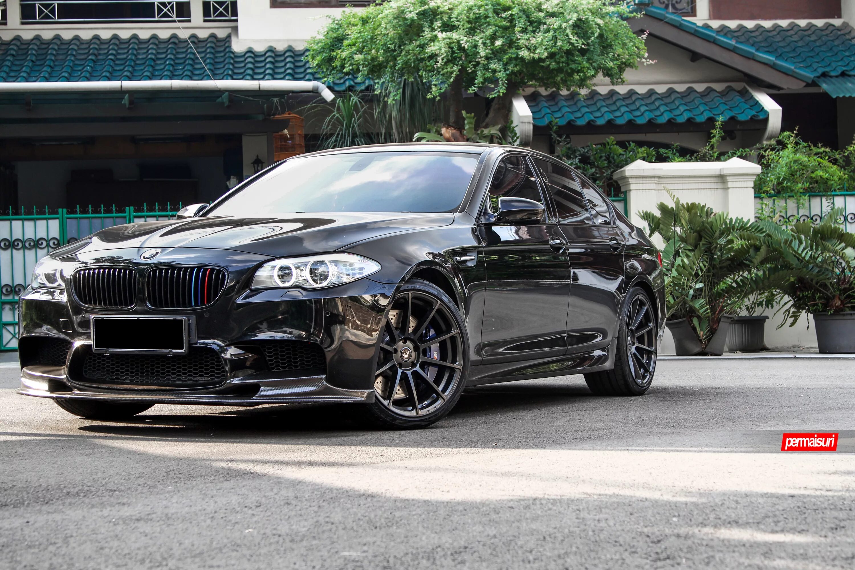 Bmw м5 f10. М5 ф10 тюнинг. Бмв м5 ф10. Bmw м5 f10. Бмв m5 f10.