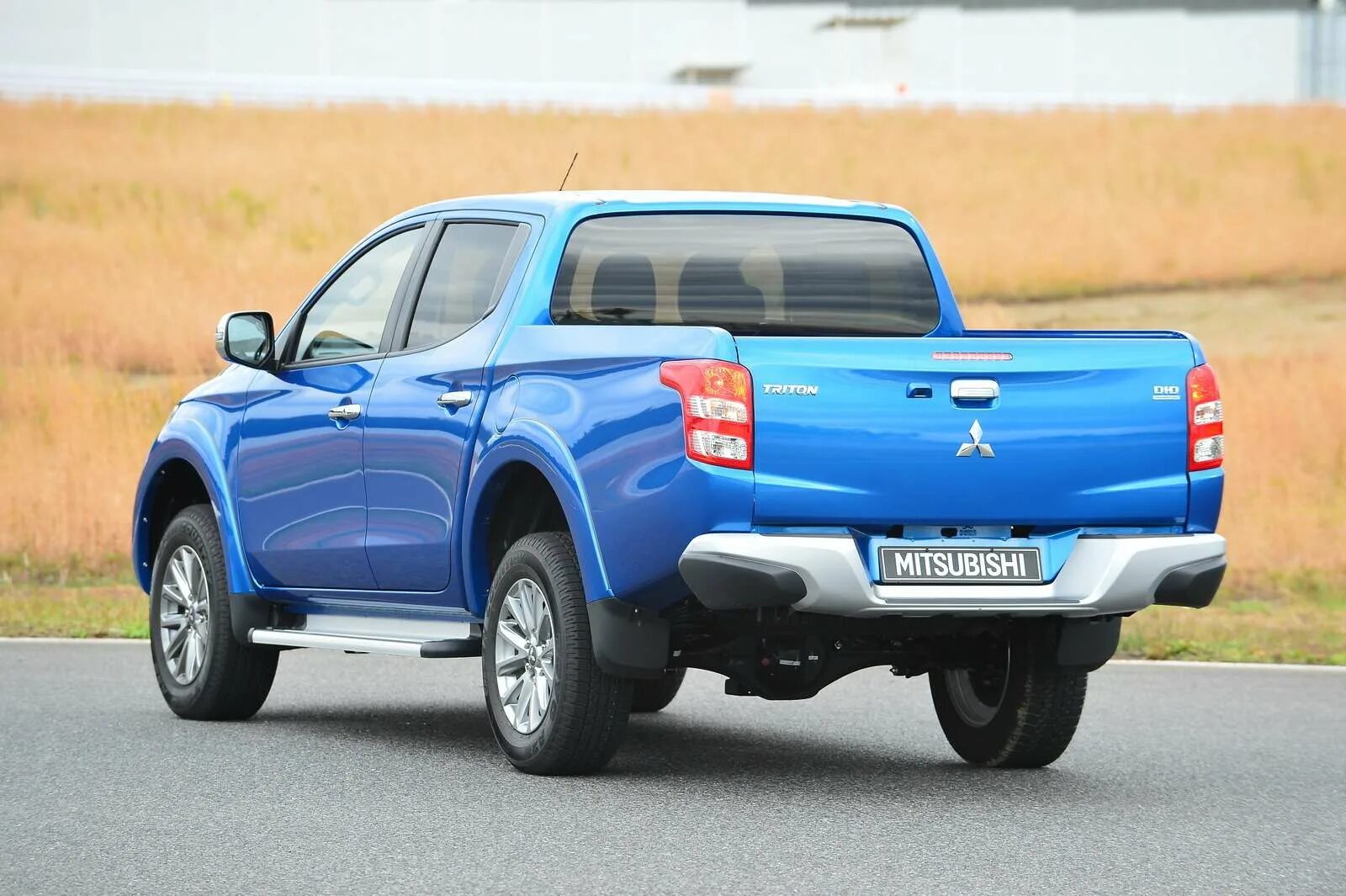 Мицубиси л200. Mitsubishi l200. Митсубиси л200 200. Mitsubishi l200 New.