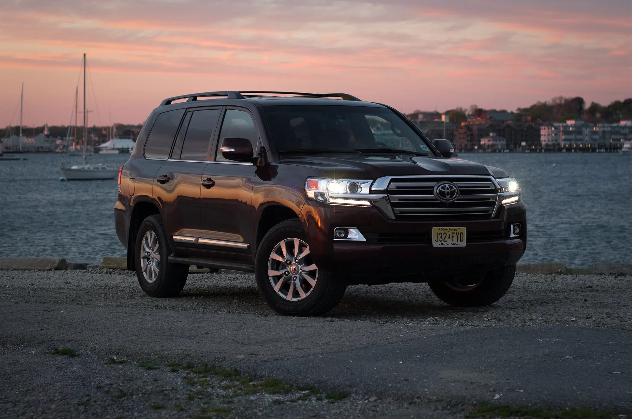 Land cruiser характеристики. Land cruiser vxr. land cruiser 1. тойота лэнд крузер wxr v8. ленд крузер от первого до последнего фото.